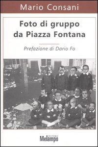Foto di gruppo da Piazza Fontana