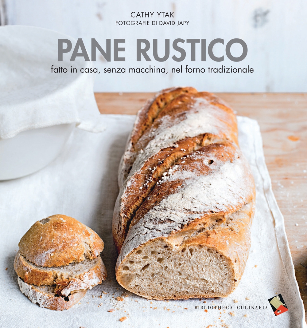 Pane rustico fatto in casa Pane rustico fatto in casa