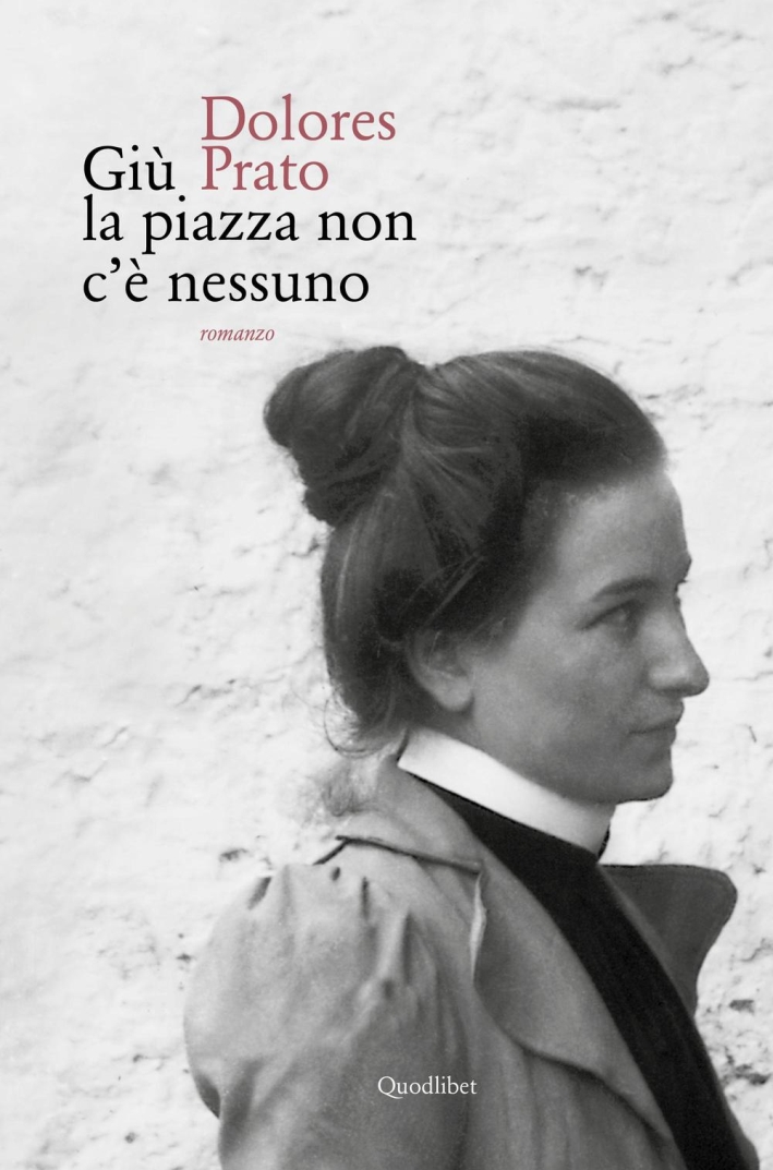 Giù la piazza non c'e nessuno Giù la piazza non c'e nessuno