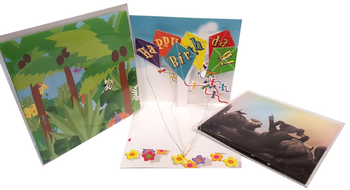 Biglietti d'Auguri Pop-Up. Assortiti. Pop-Up Happy Birthday. Cm 13x13. Conf.3 Pz Biglietti d'Auguri Pop-Up. Assortiti. Pop-Up Happy Birthday. Cm 13x13. Conf.3 Pz