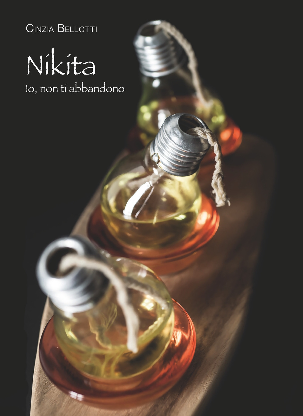 Nikita. Io, non ti abbandono Nikita. Io, non ti abbandono